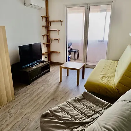 2 Pieces A A 30 Metres De La פאלאבה-לה-פלו