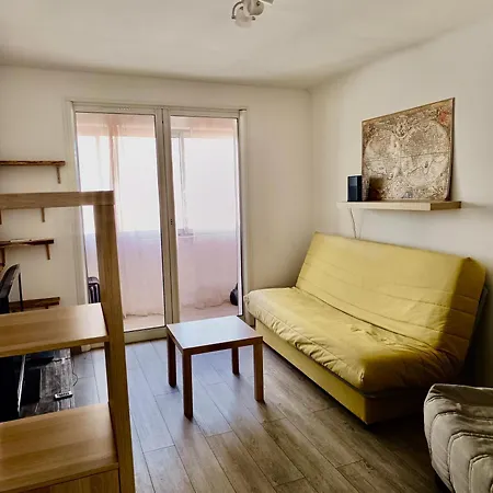 2 Pieces A A 30 Metres De La Apartamento *